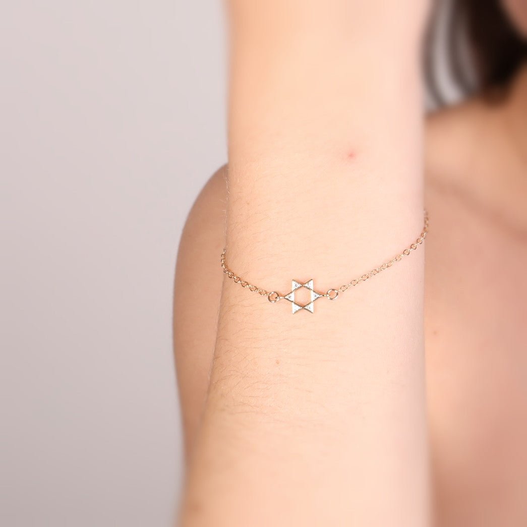bracelet_51d5a40f-0fe8-44c3-ae0c-280020ecd45c.jpg