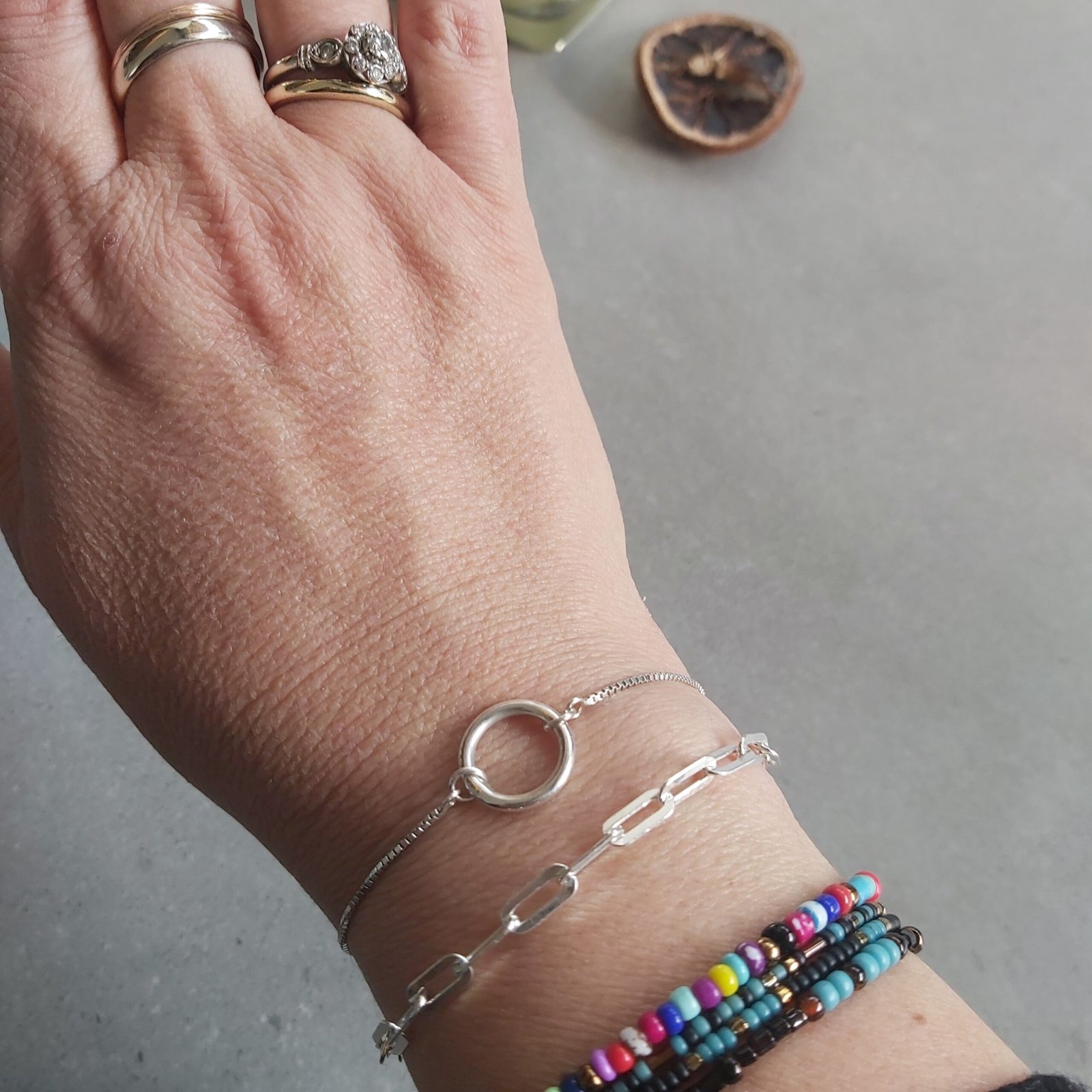 circlesilverbracelet.jpg