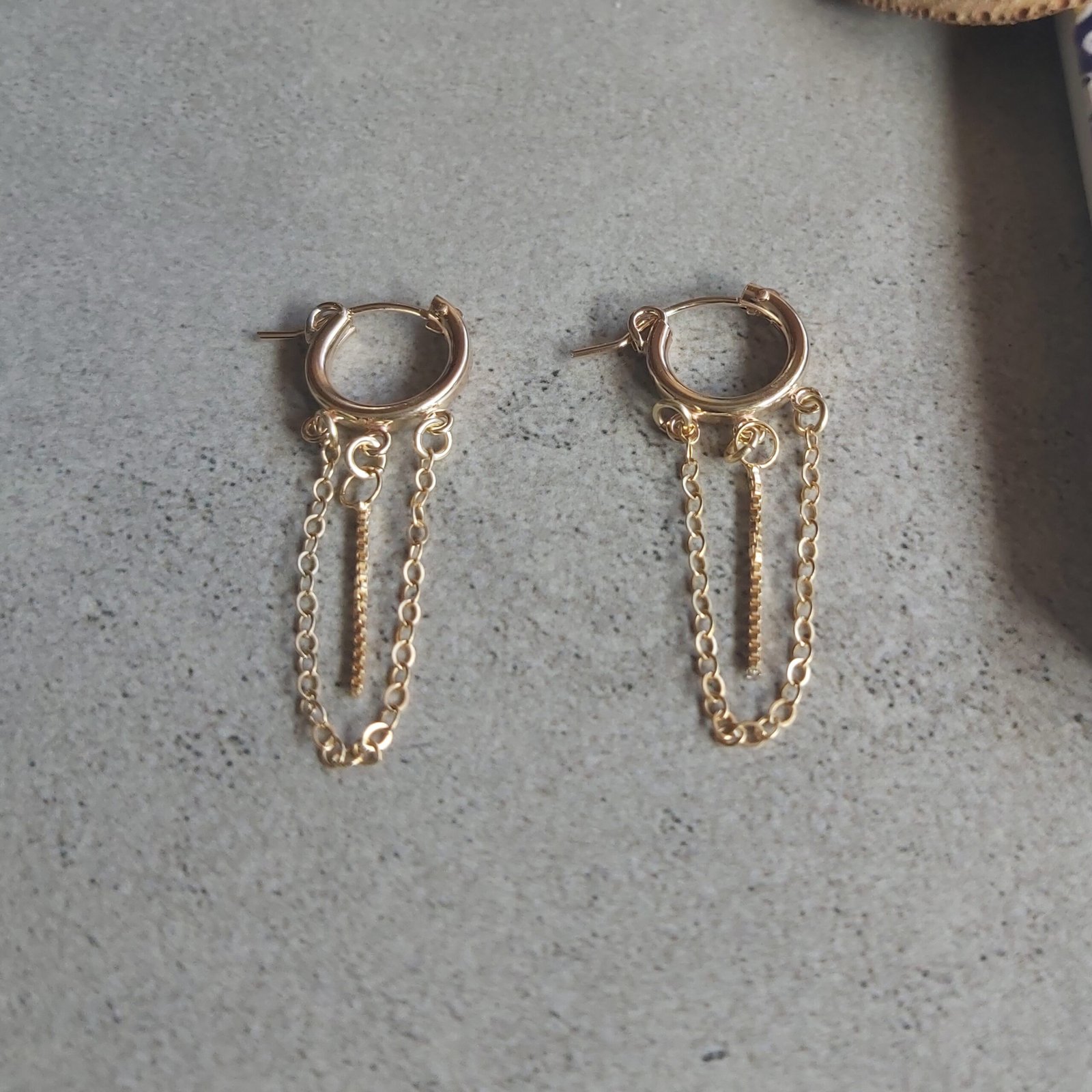 hoopchainearringsold.jpg